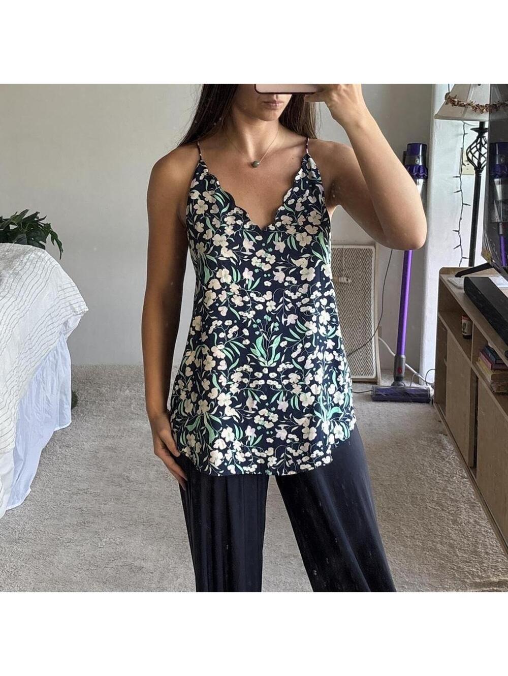 LOFT Outlet Floral Print Spaghetti Strap Camisole Top Medium